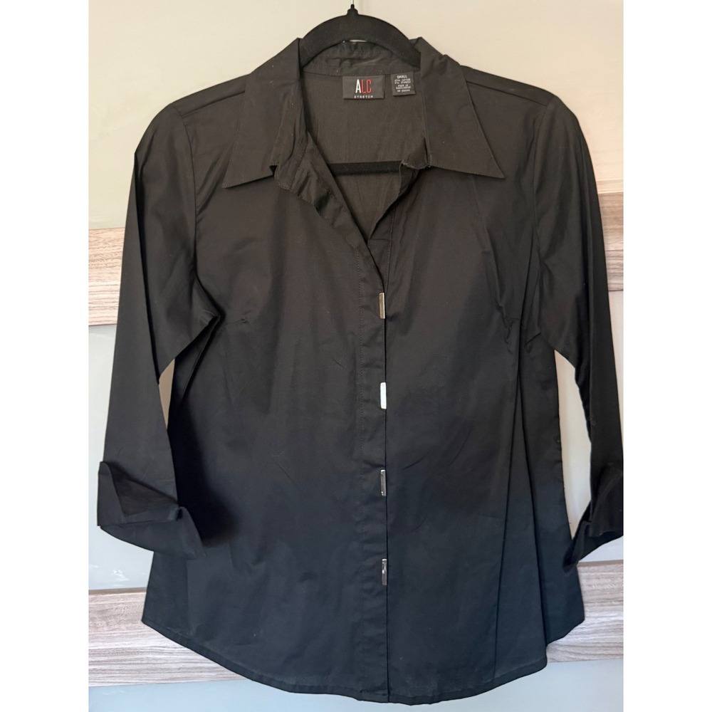 ALC Stretch Black Button Down Shirt Womens Small Silver Bar Hardware 3/4 Sleeve